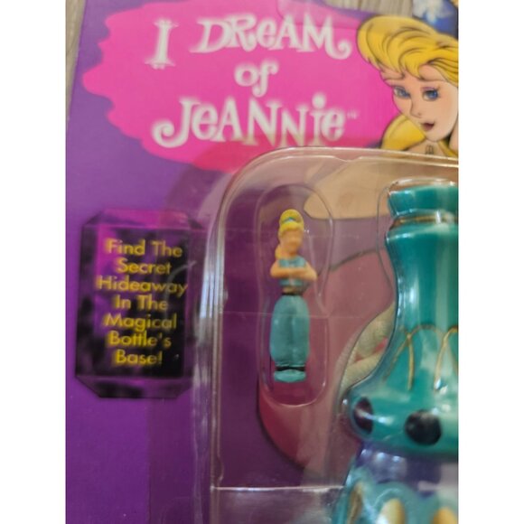 Trendmasters I Dream of Jeannie Magical Locket Vintage Blue Purple Bottle NOS - Picture 8 of 8